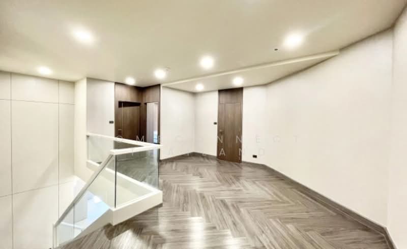 Crystal Garden, Bangkok, 217 Sukhumvit 4 Alley, Khlong Toei, Khlong Toei, Bangkok, 4 Bedrooms, 311 sqm, Condo For Rent, by HomeConnect Thailand, 500166020 - DDproperty.com