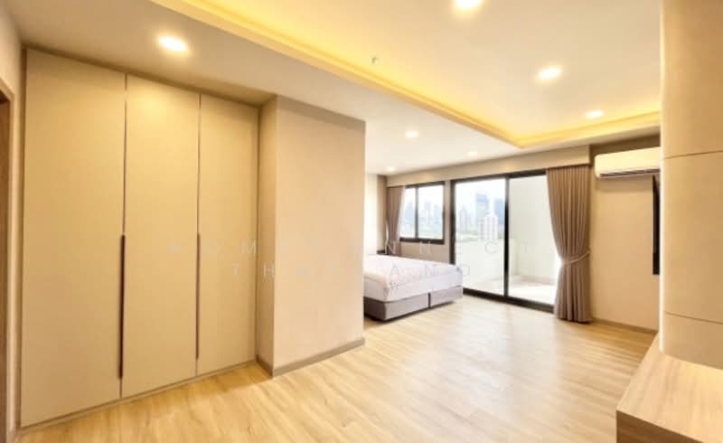 Crystal Garden, Bangkok, 217 Sukhumvit 4 Alley, Khlong Toei, Khlong Toei, Bangkok, 4 Bedrooms, 311 sqm, Condo For Rent, by HomeConnect Thailand, 500166020 - DDproperty.com