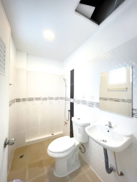 🏢💖 ขายตึกพาณิชย์ หลังมุม ติดถนนใหญ่ ไร่ขิง สามพราน เพียง 2.19 ลบ ราคานี้ราคาเดียวเท่านั้นคุ้มสุดๆ, นครปฐม, ไร่ขิง, สามพราน, นครปฐม, 144 ตร.ม., ตึกแถว-อาคารพาณิชย์ ขาย, โดย Apaporn Muanthorani, 500166022 - DDproperty.com