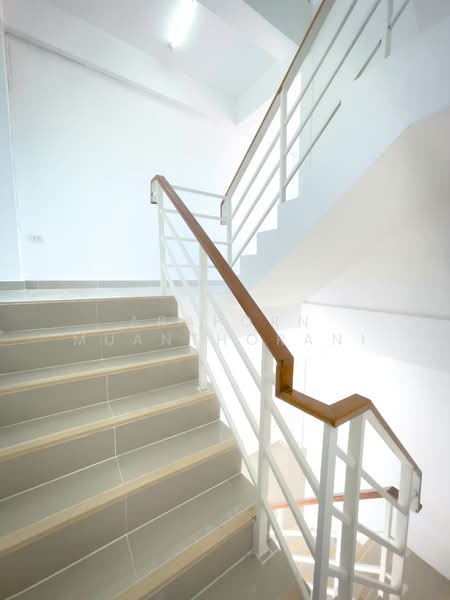 🏢💖 ขายตึกพาณิชย์ หลังมุม ติดถนนใหญ่ ไร่ขิง สามพราน เพียง 2.19 ลบ ราคานี้ราคาเดียวเท่านั้นคุ้มสุดๆ, นครปฐม, ไร่ขิง, สามพราน, นครปฐม, 144 ตร.ม., ตึกแถว-อาคารพาณิชย์ ขาย, โดย Apaporn Muanthorani, 500166022 - DDproperty.com