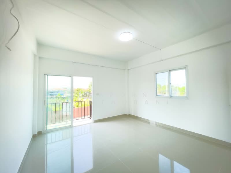 🏢💖 ขายตึกพาณิชย์ หลังมุม ติดถนนใหญ่ ไร่ขิง สามพราน เพียง 2.19 ลบ ราคานี้ราคาเดียวเท่านั้นคุ้มสุดๆ, Nakhon Pathom, Rai Khing, Sam Phran, Nakhon Pathom, , 144 sqm, Shophouse For Sale, by Apaporn Muanthorani, 500166022 - DDproperty.com