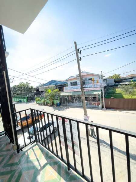 🏢💖 ขายตึกพาณิชย์ หลังมุม ติดถนนใหญ่ ไร่ขิง สามพราน เพียง 2.19 ลบ ราคานี้ราคาเดียวเท่านั้นคุ้มสุดๆ, Nakhon Pathom, Rai Khing, Sam Phran, Nakhon Pathom, , 144 sqm, Shophouse For Sale, by Apaporn Muanthorani, 500166022 - DDproperty.com