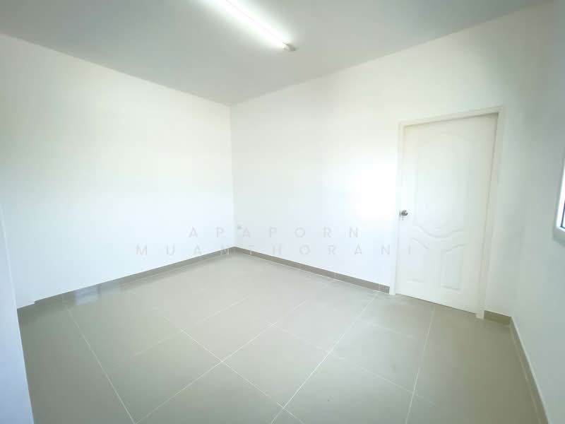 ขายอาคารพาณิชย์ 3 ชั้น หลังมุม ซอยไร่ขิง 26 ขายถูกที่สุดในย่านนี้ ทำโฮมออฟฟิศหรือค้าขายก็ปัง, นครปฐม, ไร่ขิง, สามพราน, นครปฐม, 144 ตร.ม., ตึกแถว-อาคารพาณิชย์ ขาย, โดย Apaporn Muanthorani, 500166022 - DDproperty.com