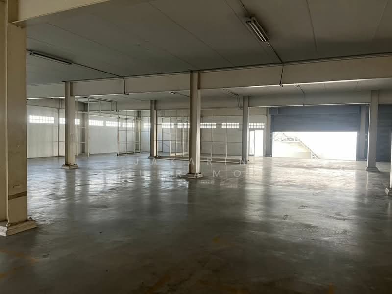 ให้เช่าโกดัง ประชาอุทิศ ทุ่งครุ กรุงเทพ ติดถนนใหญ่พื้นที่ 800-1800 ตรม, กรุงเทพ, บางมด, ทุ่งครุ, กรุงเทพ, 800 ตร.ม., โกดัง-โรงงาน ให้เช่า, โดย Jakarin Houpramong, 500166063 - DDproperty.com