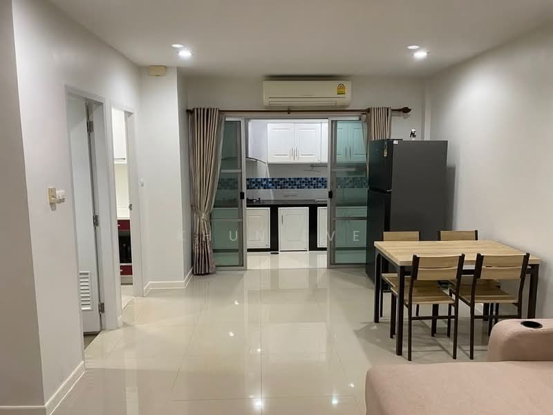 ให้เช่า - Lumpini Town Ville Srinakarin – Bearing : ลุมพินี ทาวน์ วิลล์ ศรีนครินทร์ – แบริ่ง, สมุทรปราการ