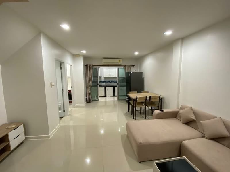 ให้เช่า - Lumpini Town Ville Srinakarin – Bearing : ลุมพินี ทาวน์ วิลล์ ศรีนครินทร์ – แบริ่ง, สมุทรปราการ