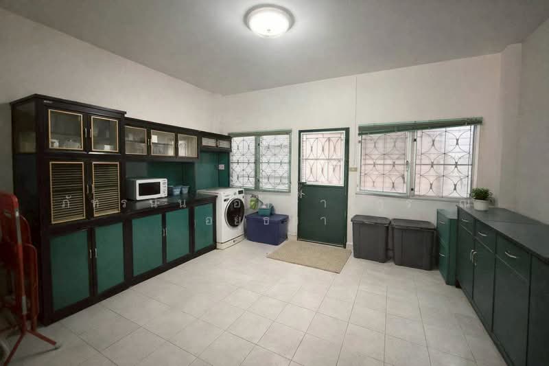 ลัลลี่วิลล์ ประชาอุทิศ 72 ถนนประชาอุทิศ แขวงทุ่งครุ เขตทุ่งครุ กรุงเทพมหานคร, Bangkok, ประชาอุทิศ, Thung Khru, Thung Khru, Bangkok, 2 Bedrooms, 84 sqm, Townhouse For Sale, by ภัทรนัน อิศรางกูร ณ อยุธยา, 500166109 - DDproperty.com