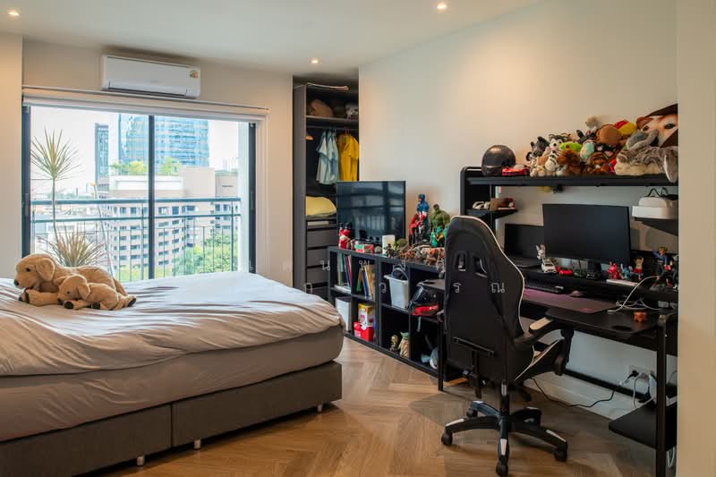 Liberty Park 2, Bangkok, 55 Soi Sukhumvit 11, Khlongtoei Nua, Watthana, Bangkok, 2 Bedrooms, 108 sqm, Condo For Sale, by เด่นพงศ์ ศรีสกุลวรรณ, 500166136 - DDproperty.com