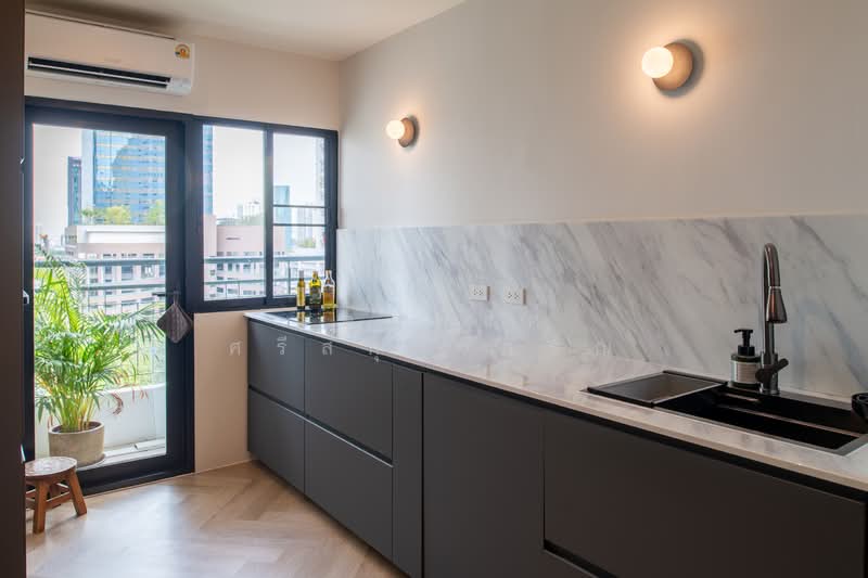 Liberty Park 2, Bangkok, 55 Soi Sukhumvit 11, Khlongtoei Nua, Watthana, Bangkok, 2 Bedrooms, 108 sqm, Condo For Sale, by เด่นพงศ์ ศรีสกุลวรรณ, 500166136 - DDproperty.com