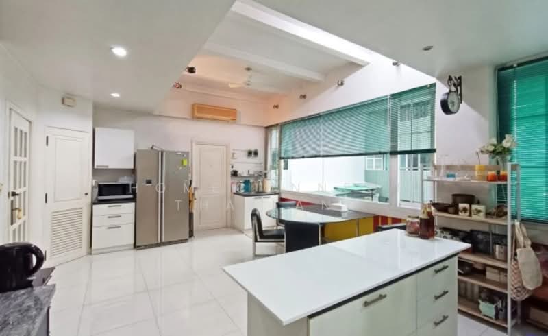 Premier Condominium, Bangkok, Sukhumvit 24 Alley, Khong Tan, Khlong Toei, Bangkok, 4 Bedrooms, 410 sqm, Condo For Sale, by HomeConnect Thailand, 500166138 - DDproperty.com
