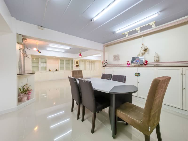 อาคารให้เช่า พระโขนง พระราม 4 : Building for rent, Phra Khanong, Rama IV., Bangkok, Bang Chak, Phra Khanong, Bangkok, , 200 sqm, Shophouse For Rent, by TOAH T., 500166152 - DDproperty.com