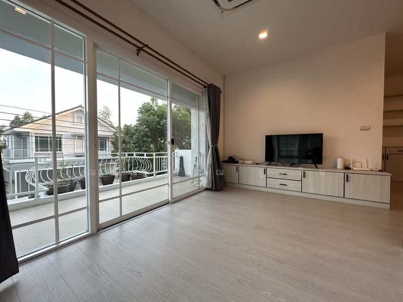 Perfect Place Ramkhamhaeng-Suvannabhumi 2, Bangkok, Ramkhamhaeng Road, Min Buri, Min Buri, Bangkok, 4 Bedrooms, 260 sqm, Single Detached House For Rent, by คุณรวีวรรณ อู่เงิน, 500166154 - DDproperty.com