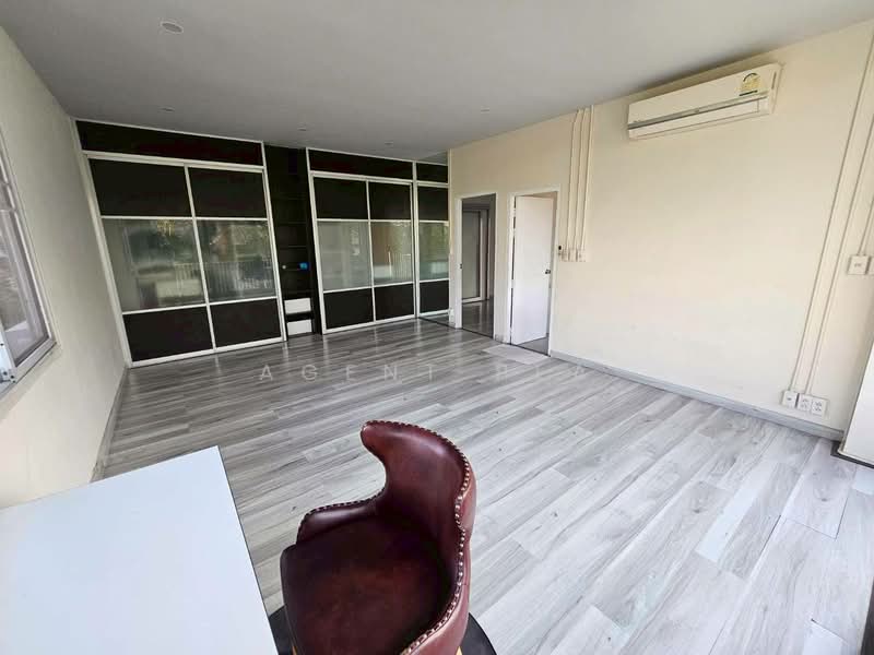 Home Studio Office Sukhumvit 101/1 for RENT (SPSP644), Bangkok, ซ วชิรธรรมสาธิต 51, Bang Chak, Phra Khanong, Bangkok, 3 Bedrooms, 360 sqm, Single Detached House For Rent, by Agent Pla, 500166162 - DDproperty.com