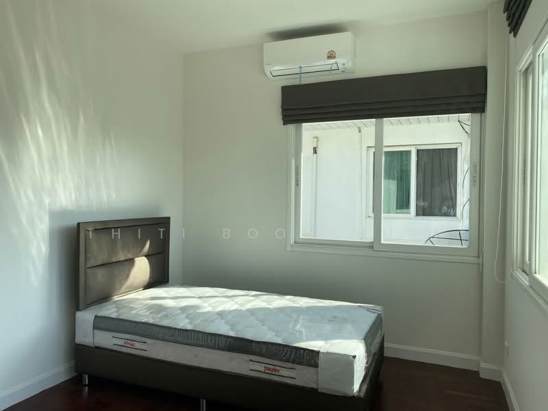 Perfect Place Ramkhamhaeng 164, Bangkok, Soi Ramkhamhaeng 164, Saphan Sung, Saphan Sung, Bangkok, 4 Bedrooms, 350 sqm, Single Detached House For Rent, by Thiti Boonchurn, 500166178 - DDproperty.com