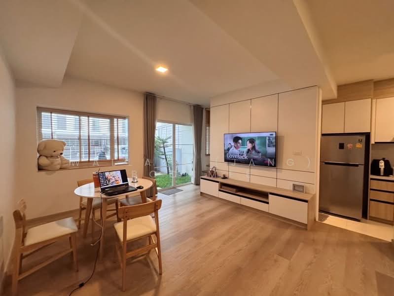 Indy Bangna-Ramkhamhaeng 2, Bangkok, Soi 7, Dok Mai, Prawet, Bangkok, 3 Bedrooms, 134 sqm, Townhouse For Sale, by Wallaya (Jang) Boonmee, 500166194 - DDproperty.com