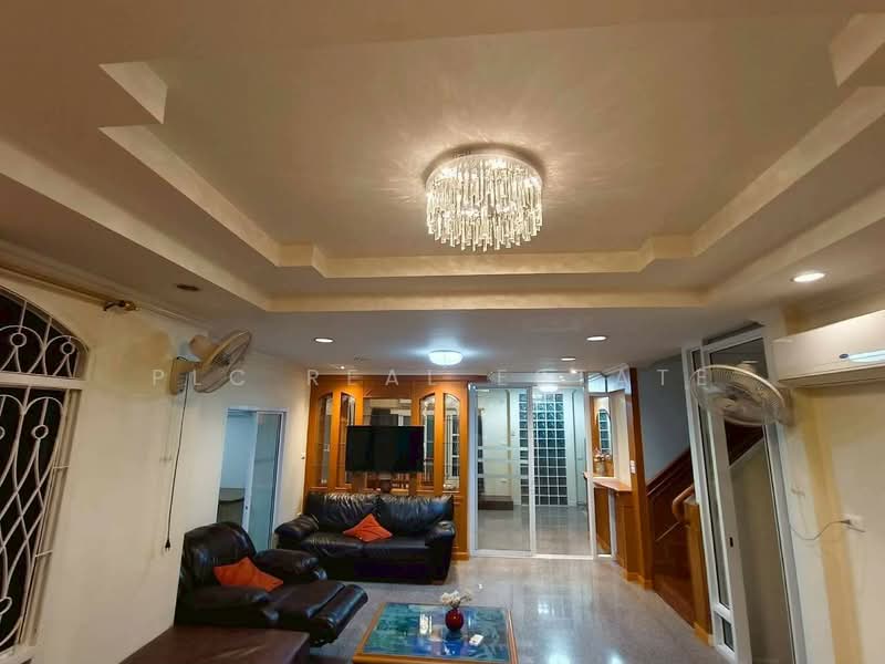 4 Bedroom 2 Storey House for Rent Central Pattaya, Chon Buri (Pattaya), Bang Lamung, Bang Lamung (Pattaya), Chon Buri (Pattaya), 4 Bedrooms, 280 sqm, Single Detached House For Rent, by PLC Real Estate, 500166230 - DDproperty.com