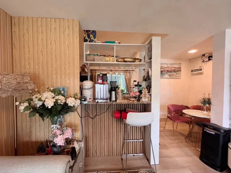 Indy Bangna-Ramkhamhaeng 2, Bangkok, Soi 7, Dok Mai, Prawet, Bangkok, 2 Bedrooms, 96 sqm, Townhouse For Sale, by Wallaya (Jang) Boonmee, 500166245 - DDproperty.com