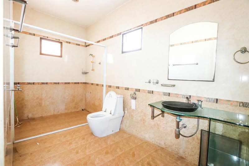 Large Single House for Sale Thappraya Pratumnak, Chon Buri (Pattaya), Bang Lamung, Bang Lamung (Pattaya), Chon Buri (Pattaya), 3 Bedrooms, 384 sqm, Single Detached House For Sale, by PLC Real Estate, 500166314 - DDproperty.com