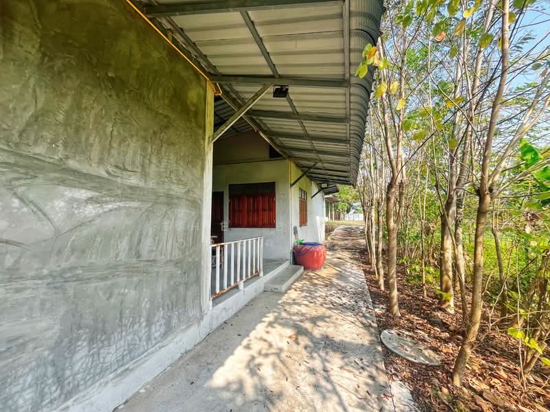 For Sale - บ้านเดี่ยวพร้อมที่ดินหนองฉาง อุทัยธานี, Uthai Thani