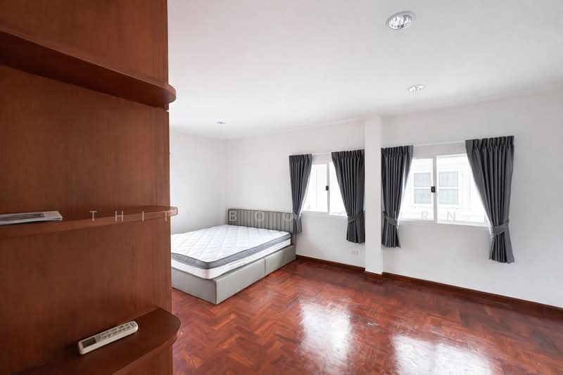 Perfect Place Ramkhamhaeng-Suvarnabhumi 3, Bangkok, Wat Arun, Bangkok Yai, Bangkok, 4 Bedrooms, 250 sqm, Single Detached House For Rent, by Thiti Boonchurn, 500166342 - DDproperty.com