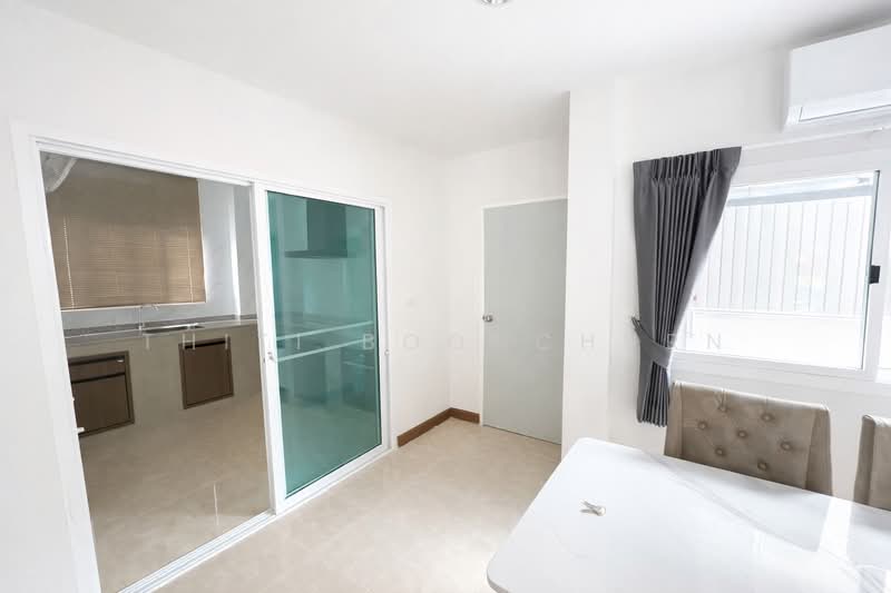 Perfect Place Ramkhamhaeng-Suvarnabhumi 3, Bangkok, Wat Arun, Bangkok Yai, Bangkok, 4 Bedrooms, 250 sqm, Single Detached House For Rent, by Thiti Boonchurn, 500166342 - DDproperty.com