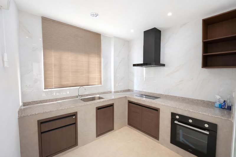 Perfect Place Ramkhamhaeng-Suvarnabhumi 3, Bangkok, Wat Arun, Bangkok Yai, Bangkok, 4 Bedrooms, 250 sqm, Single Detached House For Rent, by Thiti Boonchurn, 500166342 - DDproperty.com