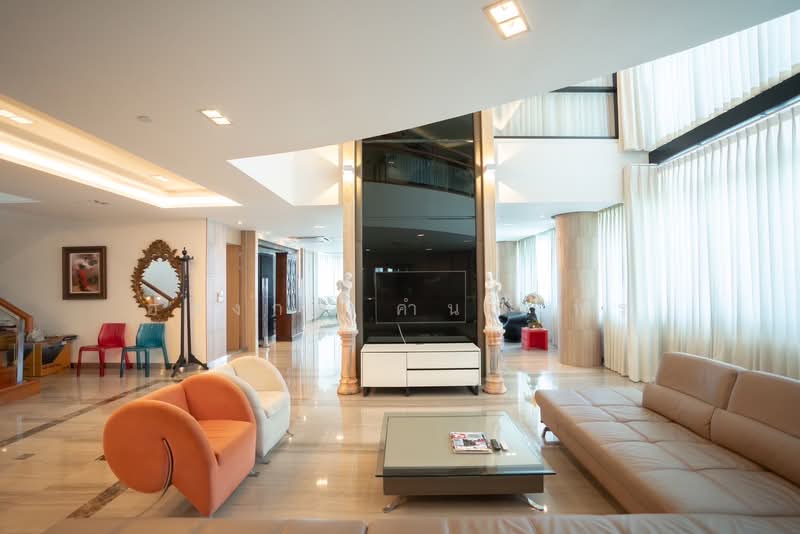 For Rent - Royal River Place, Bangkok