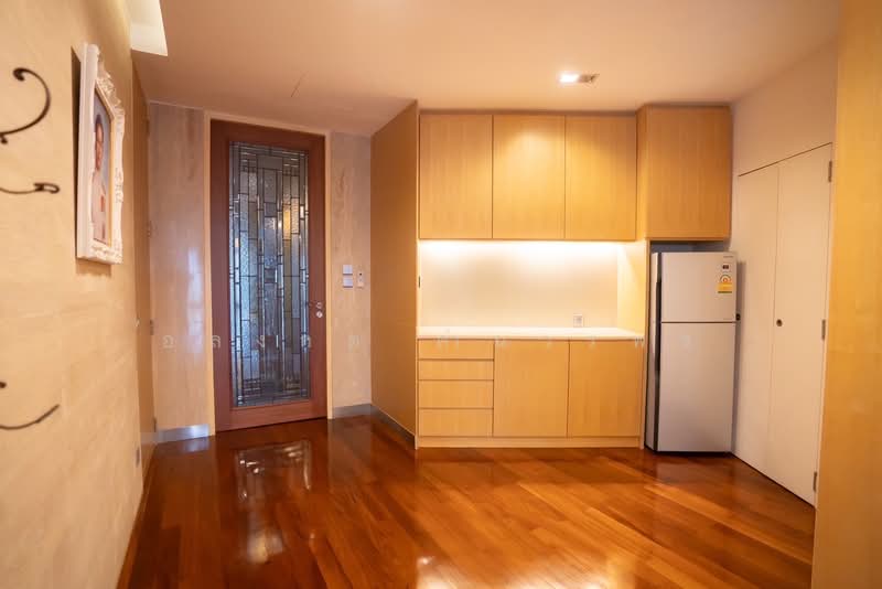 ให้เช่า - Royal River Place : รอยัล ริเวอร์ เพลส, กรุงเทพ