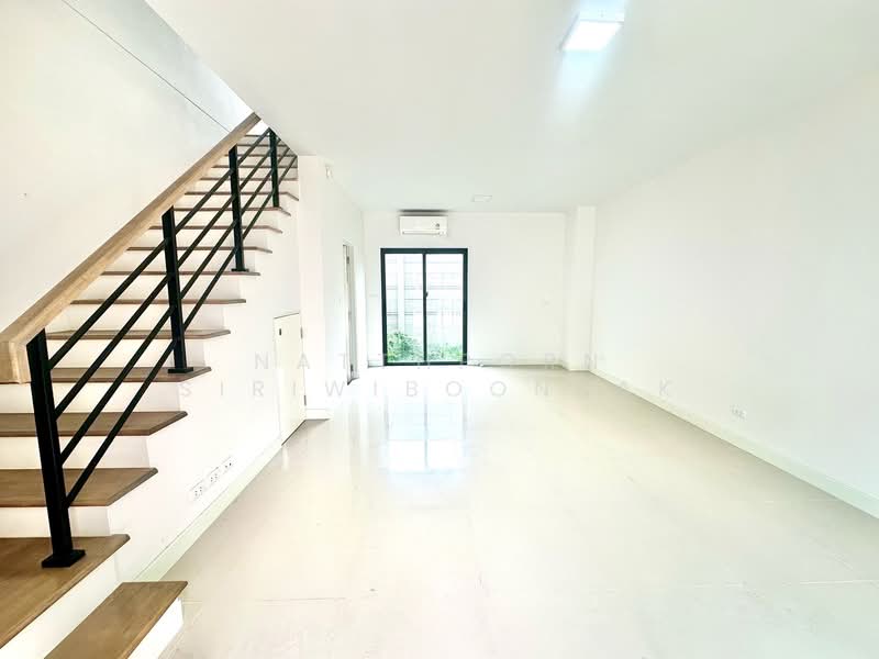 Baan Klang Muang Sukhumvit-Onnut, Bangkok, Soi On Nut 70/1, Prawet, Prawet, Bangkok, 3 Bedrooms, 135 sqm, Townhouse For Sale, by Natthporn Siriwiboonsak, 500166376 - DDproperty.com