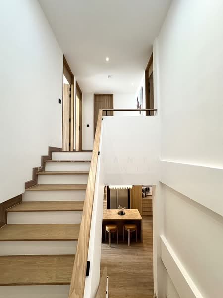 New Townhouse For Rent Modern Style at Predi 14 and Pets Friendly, Bangkok, Predi 14, Khlong Tan Nua, Watthana, Bangkok, 3 Bedrooms, 250 sqm, Townhouse For Rent, by Suchanya Piboonwiput, 500166395 - DDproperty.com