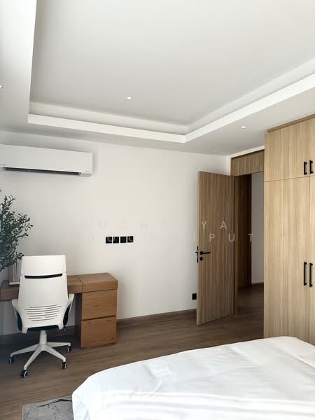 New Townhouse For Rent Modern Style at Predi 14 and Pets Friendly, Bangkok, Predi 14, Khlong Tan Nua, Watthana, Bangkok, 3 Bedrooms, 250 sqm, Townhouse For Rent, by Suchanya Piboonwiput, 500166395 - DDproperty.com