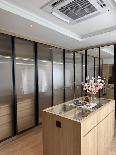 New Townhouse For Rent Modern Style at Predi 14 and Pets Friendly, Bangkok, Predi 14, Khlong Tan Nua, Watthana, Bangkok, 3 Bedrooms, 250 sqm, Townhouse For Rent, by Suchanya Piboonwiput, 500166395 - DDproperty.com