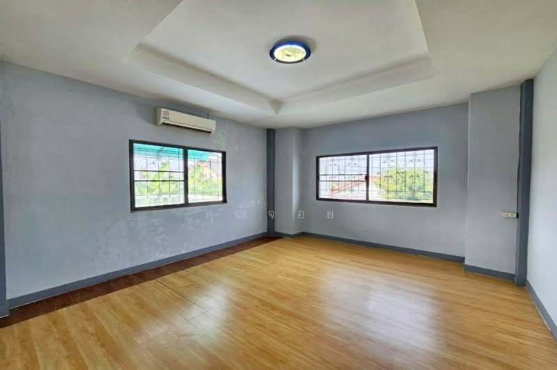 For Sale - Soem Mit Village, Bangkok