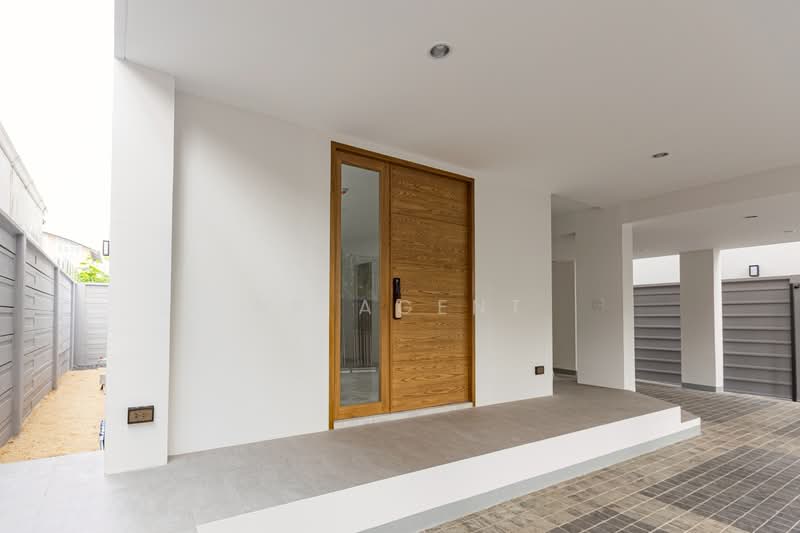 Symmetry Kaset-Nawamin, Bangkok, 789/1-3 Prasert-Manukitch Rd, Nawamin, Bueng Kum, Bangkok, 3 Bedrooms, 370 sqm, Single Detached House For Rent, by NR AGENT, 500166420 - DDproperty.com