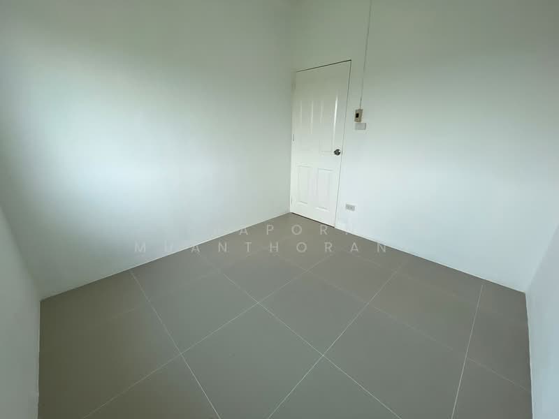 ✨ บ้านสวยกำลังทำใหม่ ทำเลดี คลองโยง-ศาลายา ราคาดีมาก เติมเต็มชีวิตครอบครัว กับบ้านทำเลดี เงียบสงบ, Nakhon Pathom, Khlong Yong, Phuttha Mon Thon, Nakhon Pathom, 3 Bedrooms, 109 sqm, Townhouse For Sale, by Apaporn Muanthorani, 500166423 - DDproperty.com