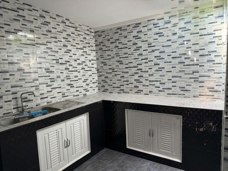 การเคหะชุมชน2 อ่างศิลา-สุขุมวิท ชลบุรี, Chon Buri (Pattaya), Samed, Muang Chon Buri, Chon Buri (Pattaya), 1 Bedroom, 120 sqm, Townhouse For Sale, by The Best Property กีต้าร์, 500166428 - DDproperty.com