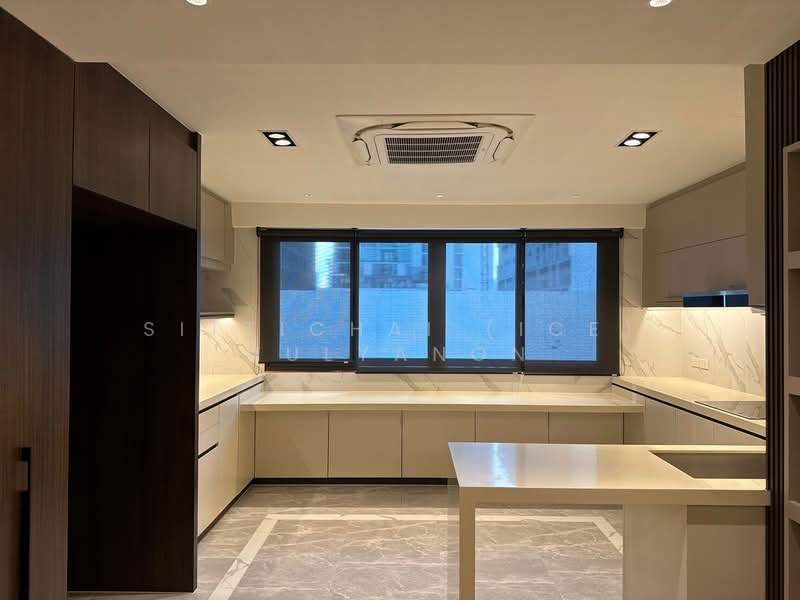 Ploenchit Terrace, Bangkok, Ploenchit, Lumphini, Pathum Wan, Bangkok, 4 Bedrooms, 374 sqm, Condo For Sale, by Sittichai (Ice) Tulyanon, 500166462 - DDproperty.com
