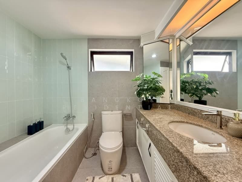 Las Colinas, Bangkok, Sukhumvit 21 Road, Khlongtoei Nua, Watthana, Bangkok, 3 Bedrooms, 240 sqm, Condo For Sale, by Bangkok Residential, 500166470 - DDproperty.com