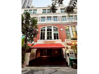 ขาย - Baan Klang Krung Thonglor : บ้านกลางกรุงทองหล่อ, กรุงเทพ