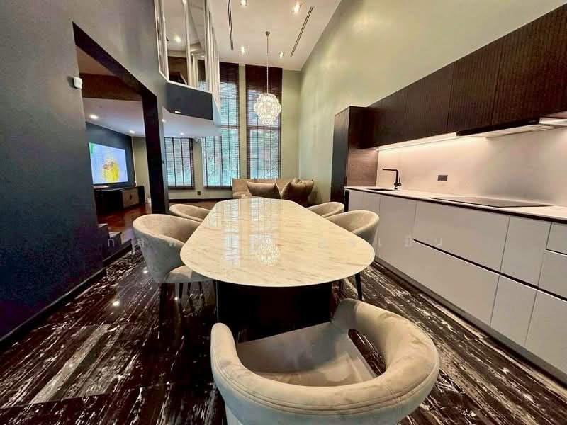 Baan Klang Krung Thonglor : บ้านกลางกรุงทองหล่อ, กรุงเทพ, 55 ซอยสุขุมวิท 55, คลองตันเหนือ, วัฒนา, กรุงเทพ, 370 ตร.ม., ทาวน์เฮ้าส์ ขาย, โดย กัลฑภรณ์ สุขเย็น, 500166472 - DDproperty.com