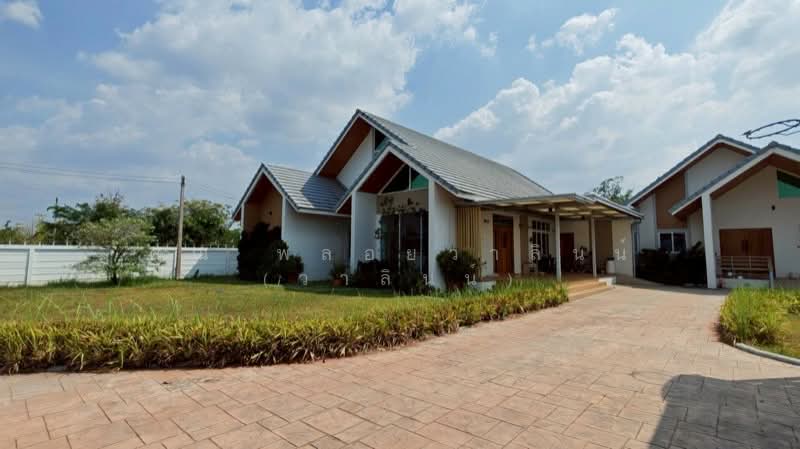 For Sale - บ้านเดี่ยว 2 หลัง พร้อมที่ดิน 1 ไร่ 55.4 ตารางวา เกาะโพธิ์, Nakhon Nayok