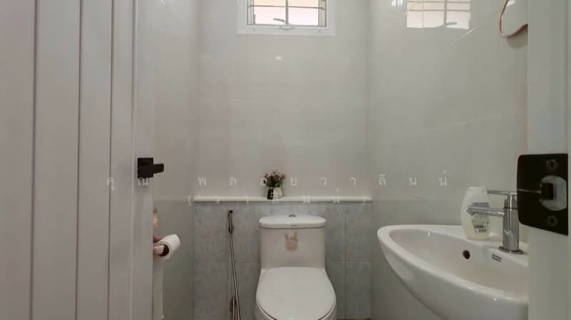 For Sale - บ้านเดี่ยว 2 หลัง พร้อมที่ดิน 1 ไร่ 55.4 ตารางวา เกาะโพธิ์, Nakhon Nayok