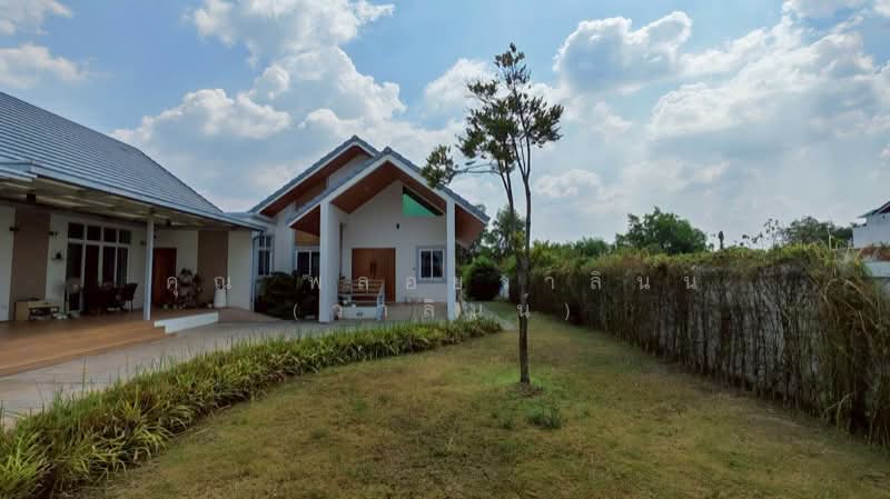 For Sale - บ้านเดี่ยว 2 หลัง พร้อมที่ดิน 1 ไร่ 55.4 ตารางวา เกาะโพธิ์, Nakhon Nayok