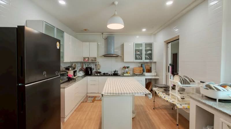 For Sale - บ้านเดี่ยว 2 หลัง พร้อมที่ดิน 1 ไร่ 55.4 ตารางวา เกาะโพธิ์, Nakhon Nayok