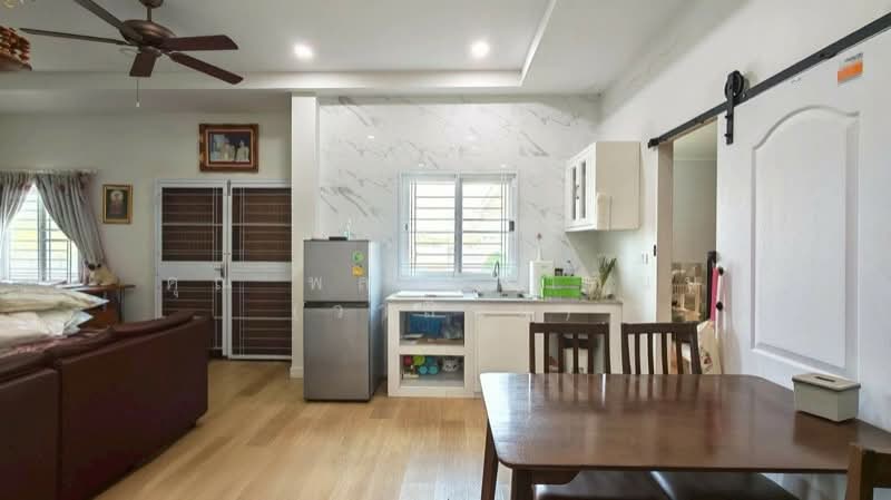 For Sale - บ้านเดี่ยว 2 หลัง พร้อมที่ดิน 1 ไร่ 55.4 ตารางวา เกาะโพธิ์, Nakhon Nayok