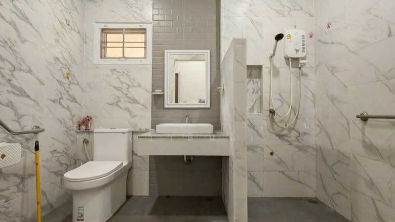 For Sale - บ้านเดี่ยว 2 หลัง พร้อมที่ดิน 1 ไร่ 55.4 ตารางวา เกาะโพธิ์, Nakhon Nayok