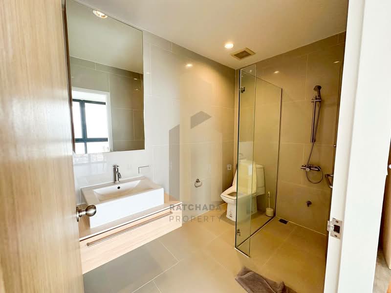 The Issara Ladprao, Bangkok, 296 Ladpao Road, Jom Phon, Chatuchak, Bangkok, 1 Bedroom, 52 sqm, Condo For Sale, by มาลี สุธน, 500166477 - DDproperty.com