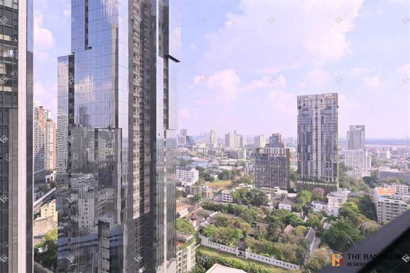 The Esse Sukhumvit 36, Bangkok, Soi Sukhumvit 36, Sukhumvit Road, Phra Kanong, Khlong Toei, Bangkok, 1 Bedroom, 43 sqm, Condo For Sale, by Sirirut Havee Akehurst, 500166537 - DDproperty.com