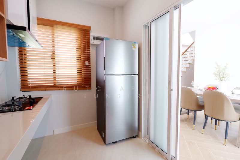 บ้านให้เช่า – ใกล้บิ๊กซีแม่เหียะ เพียง 10 นาที ค่าเช่า 30,000 บาท / เดือน รหัสทรัพย์ : No.9H894, Chiang Mai, San Phak Wan, Hang Dong, Chiang Mai, 3 Bedrooms, 150 sqm, Single Detached House For Rent, by Rutchaporn Tunsiri, 500166538 - DDproperty.com