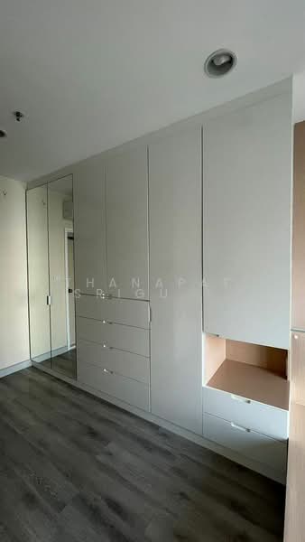 Centric Sathorn-St Louis, Bangkok, Sathorn Nua Road, Yan Nawa, Sathon, Bangkok, 1 Bedroom, 36 sqm, Condo For Sale, by Suchada Yodyiem, 500166541 - DDproperty.com
